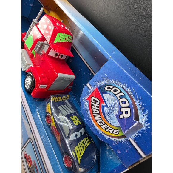 Disney Pixar Cars Mobile Paint Shop Mack | Color Changing Vehicle Playset - Picture 3 of 11